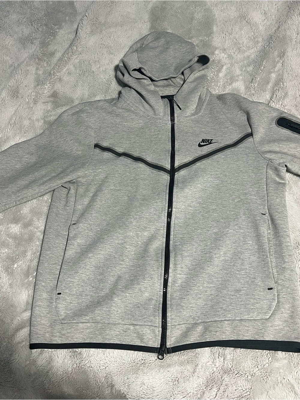 Nike Men’s Grey Lightweight Hooded Zip Jacket with Black Accents